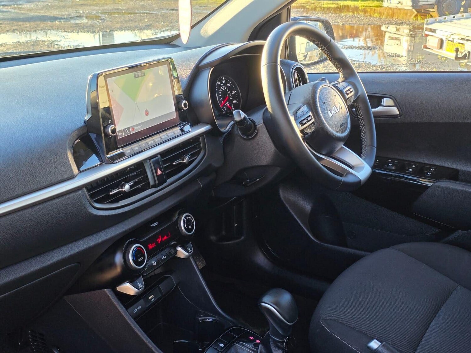 Used Kia Picanto 2022 for sale - 76453714: Photo 20