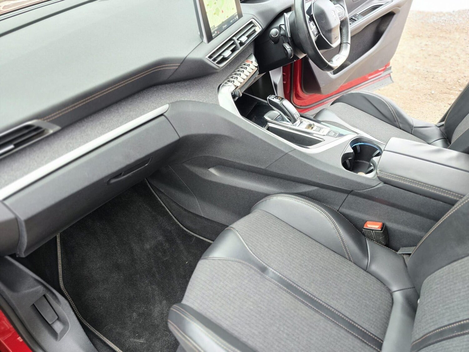 Used Peugeot 3008 2017 for sale - 76847736: Photo 38