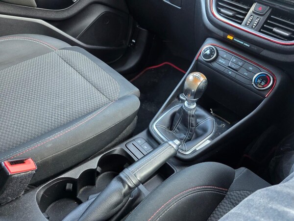 Used Ford Fiesta 2018 for sale - 75426444: Photo 21