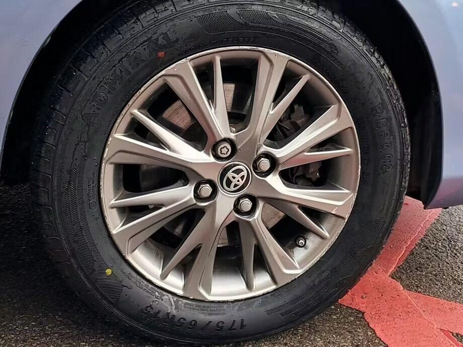 Used Toyota Yaris 2017 for sale - 76922787: Photo 8