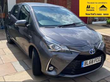 2019 (68) - 1.5 Hybrid Icon Tech 5dr CVT