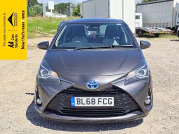 Used Toyota Yaris 2019 for sale - 74653239: Photo
