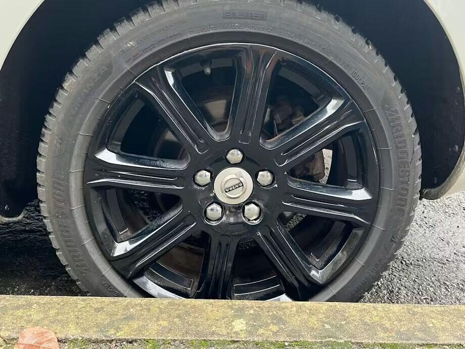 Used Volvo V40 2018 for sale - 77270810: Photo 10