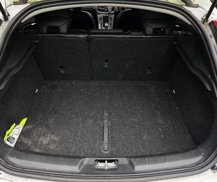 Used Volvo V40 2018 for sale - 77270810: Photo 14