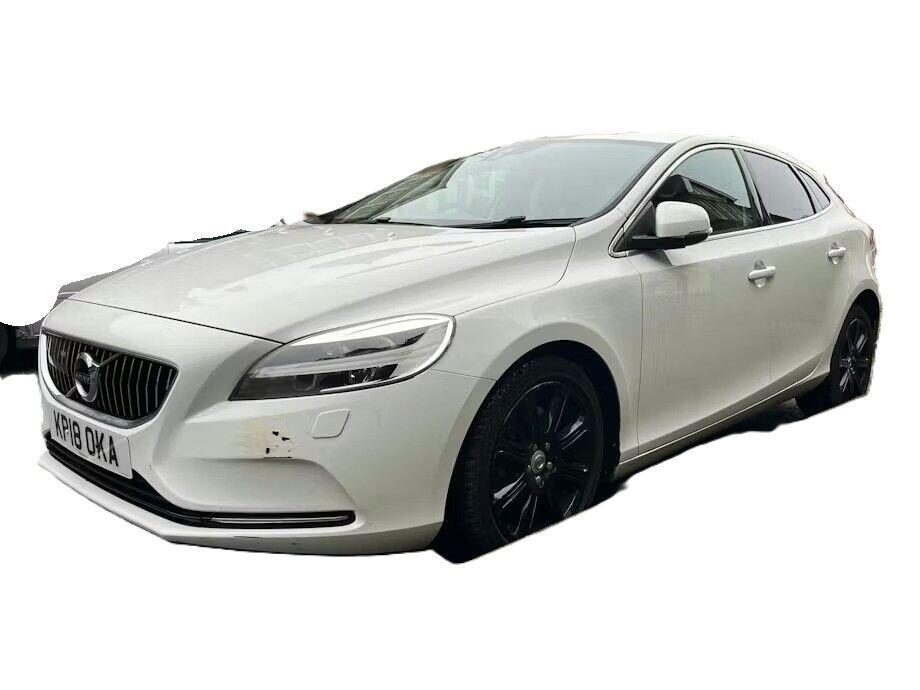 Used Volvo V40 2018 for sale - 77270810: Photo 2