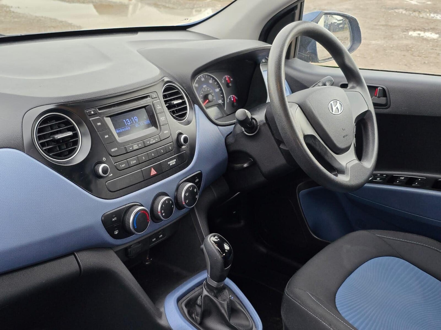 Used Hyundai i10 2014 for sale - 76257155: Photo 18