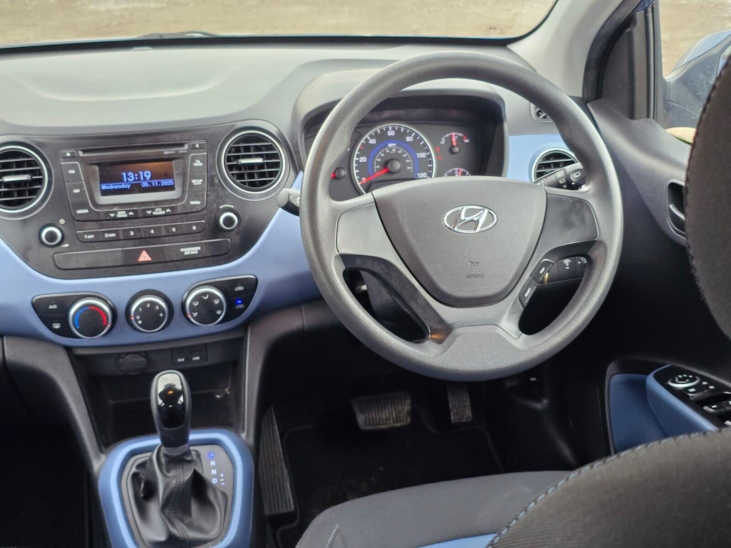 Used Hyundai i10 2014 for sale - 76257155: Photo 22