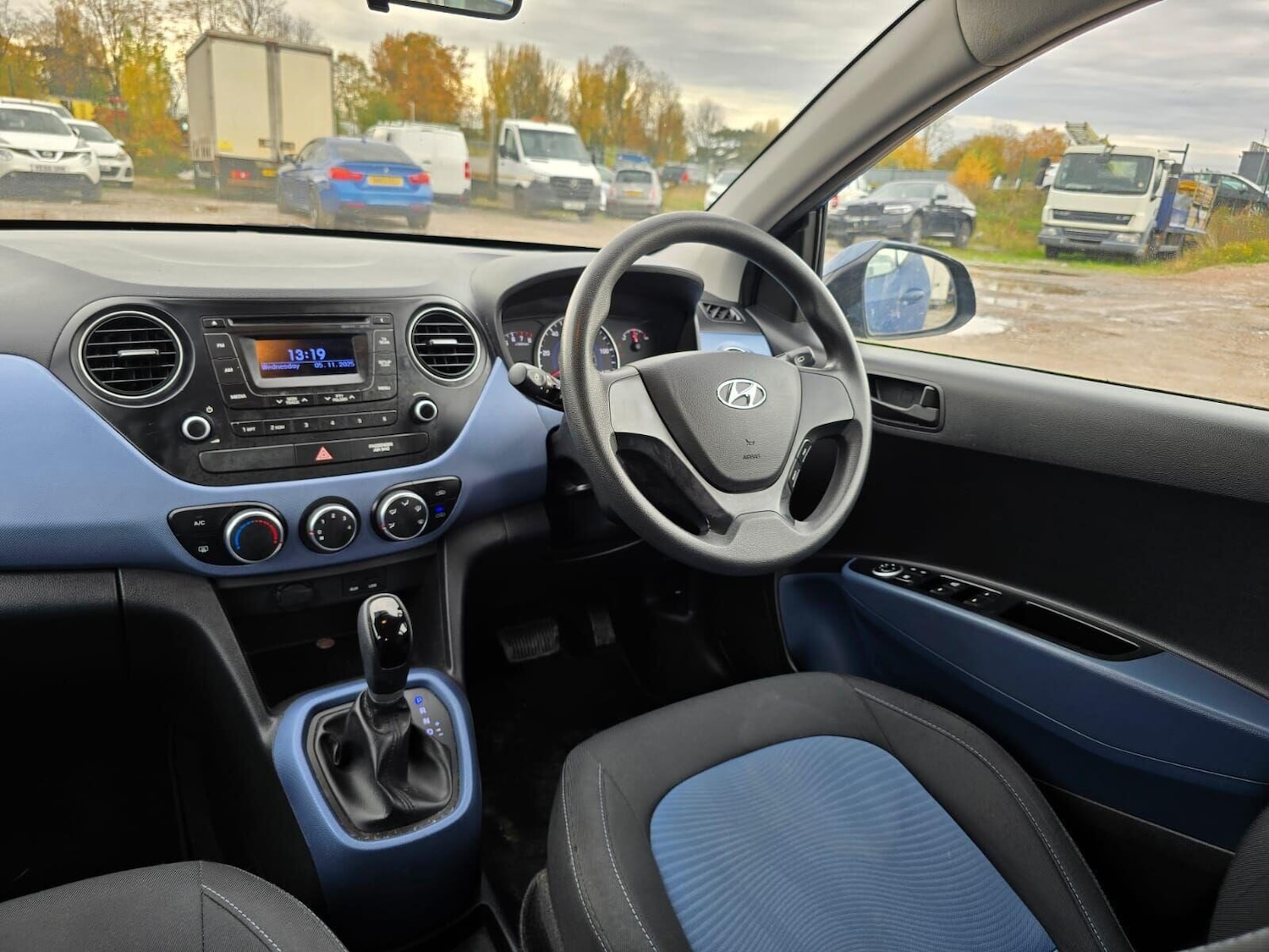 Used Hyundai i10 2014 for sale - 76257155: Photo 23