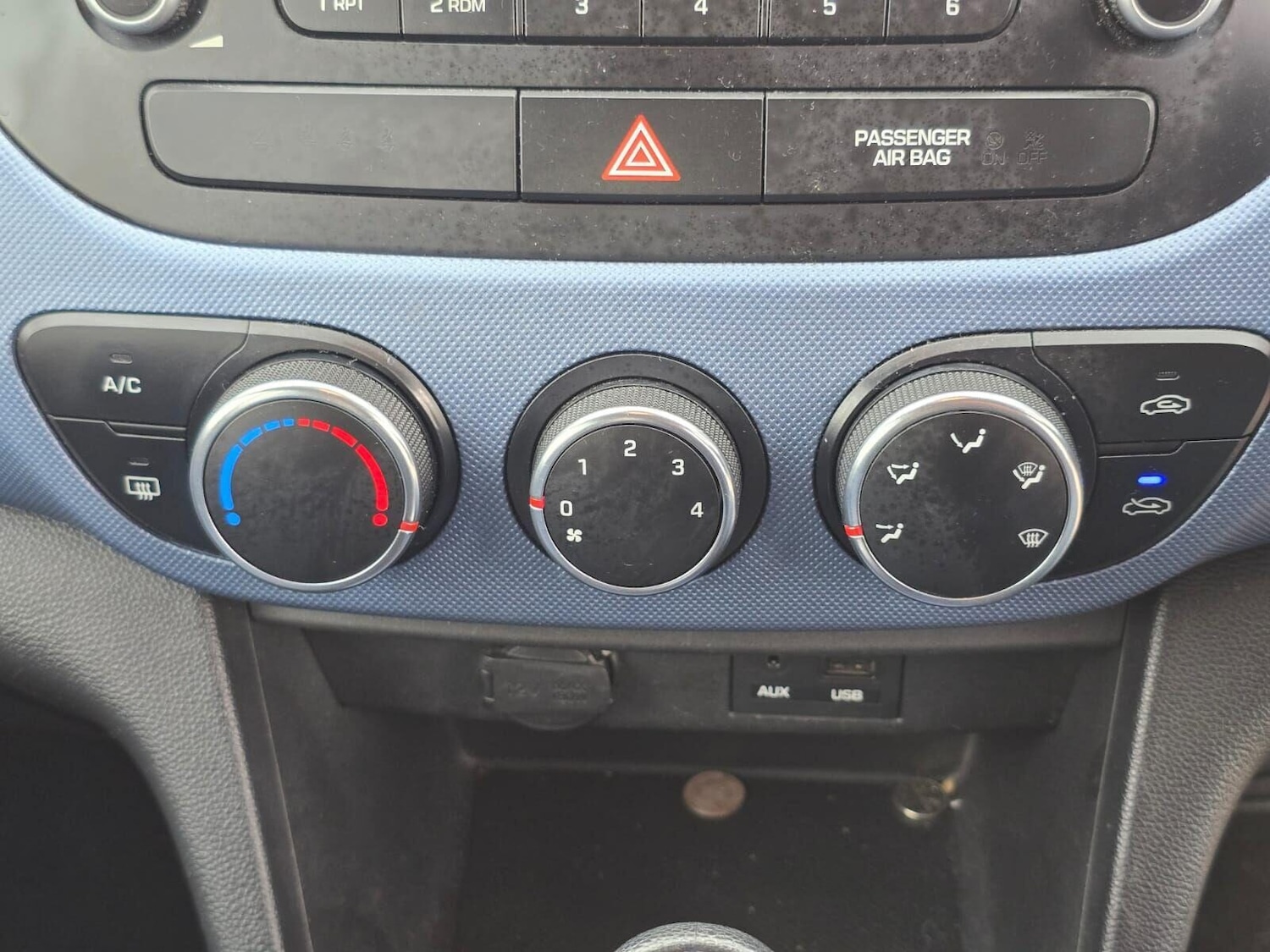 Used Hyundai i10 2014 for sale - 76257155: Photo 27