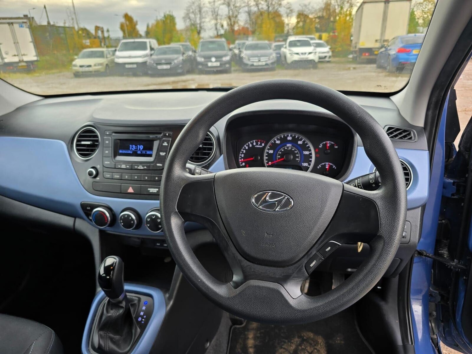 Used Hyundai i10 2014 for sale - 76257155: Photo 32