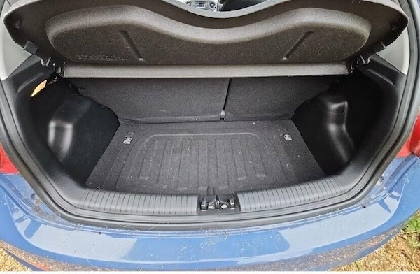 Used Hyundai i10 2014 for sale - 76257155: Photo 8