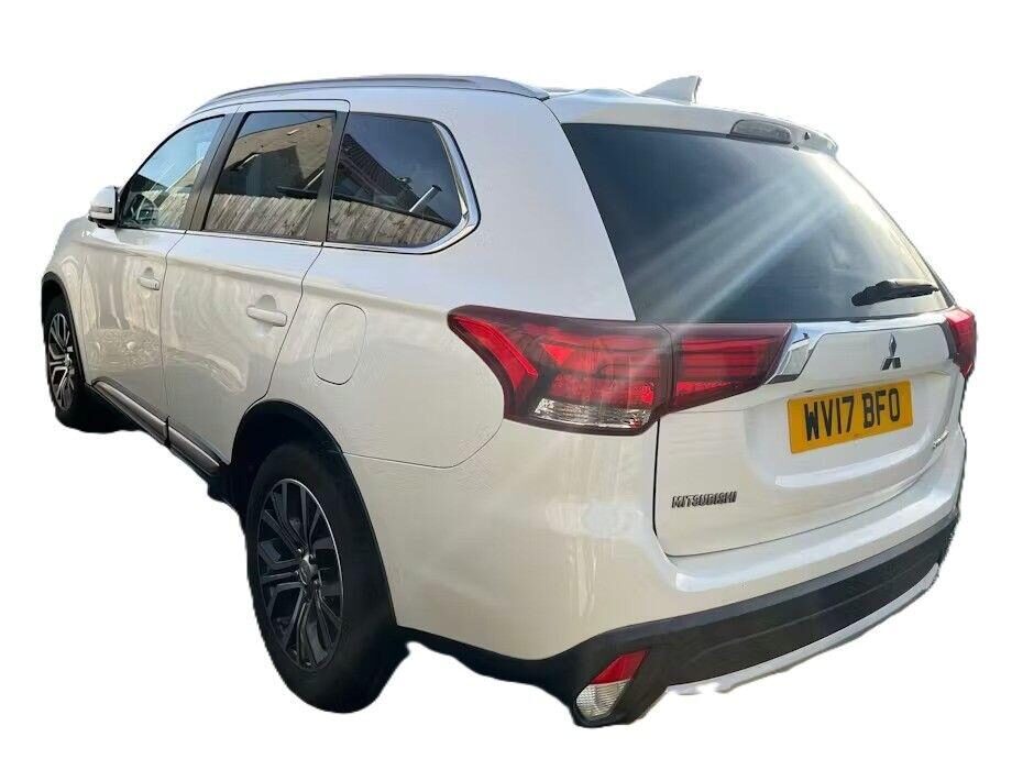 Used Mitsubishi Outlander 2017 for sale - 77593155: Photo 3