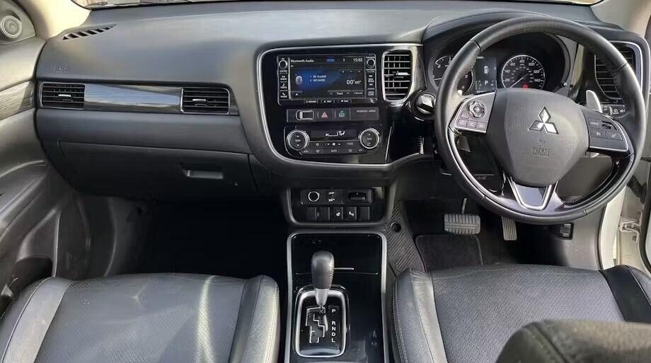 Used Mitsubishi Outlander 2017 for sale - 77593155: Photo 5