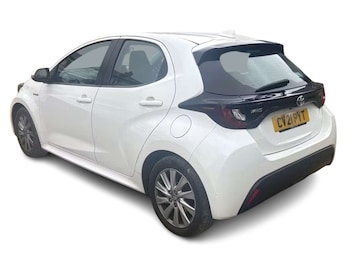 Used Toyota Yaris 2021 for sale - 79369983: Photo