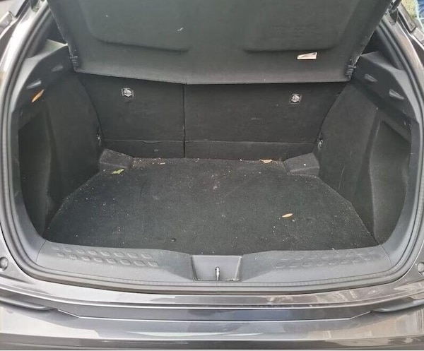 Used Toyota C-HR 2017 for sale - 76236487: Photo 10
