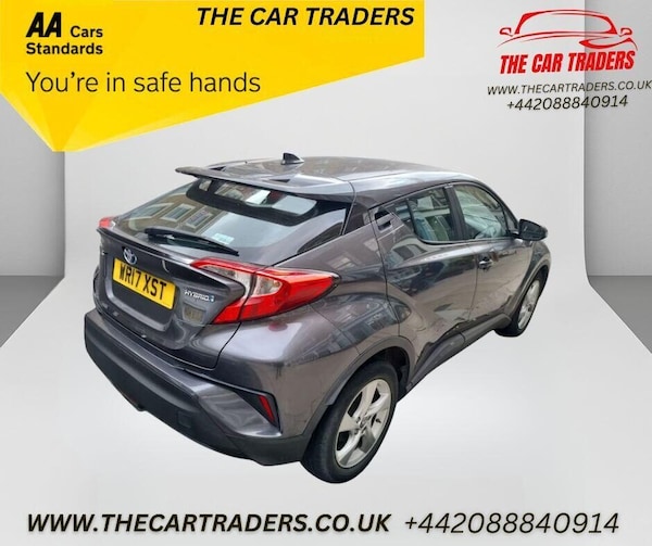 Used Toyota C-HR 2017 for sale - 76236487: Photo 4
