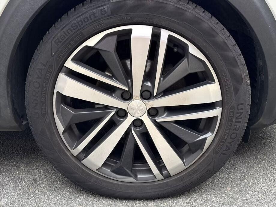 Used Peugeot 3008 2018 for sale - 76253789: Photo 10