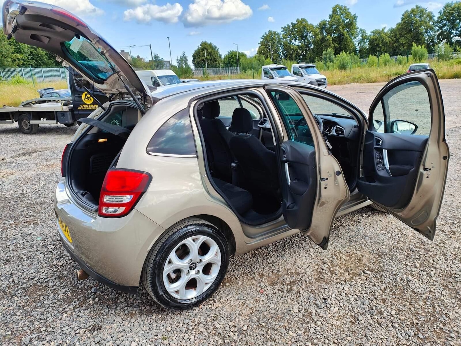 Vehicle 29