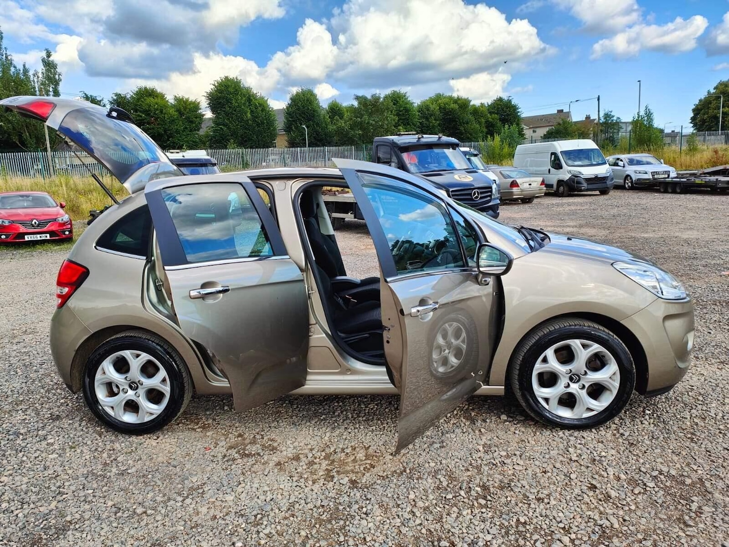 Vehicle 33