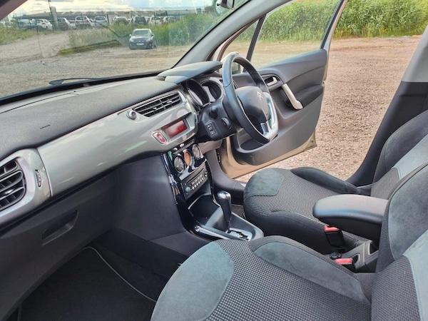 Used Citroen C3 2010 for sale - 75426870: Photo 53