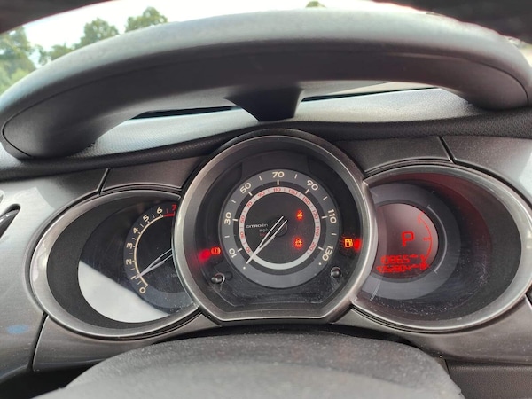 Used Citroen C3 2010 for sale - 75426870: Photo 54