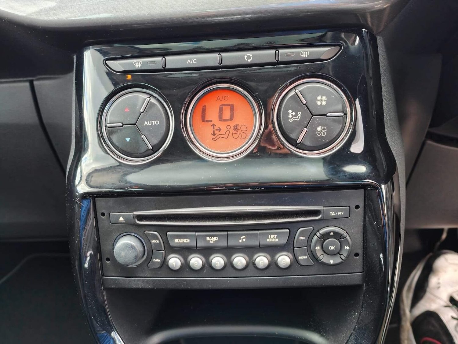 Vehicle 62