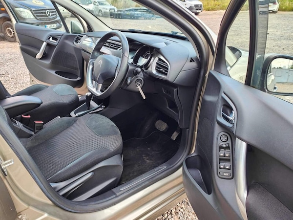 Used Citroen C3 2010 for sale - 75426870: Photo 9