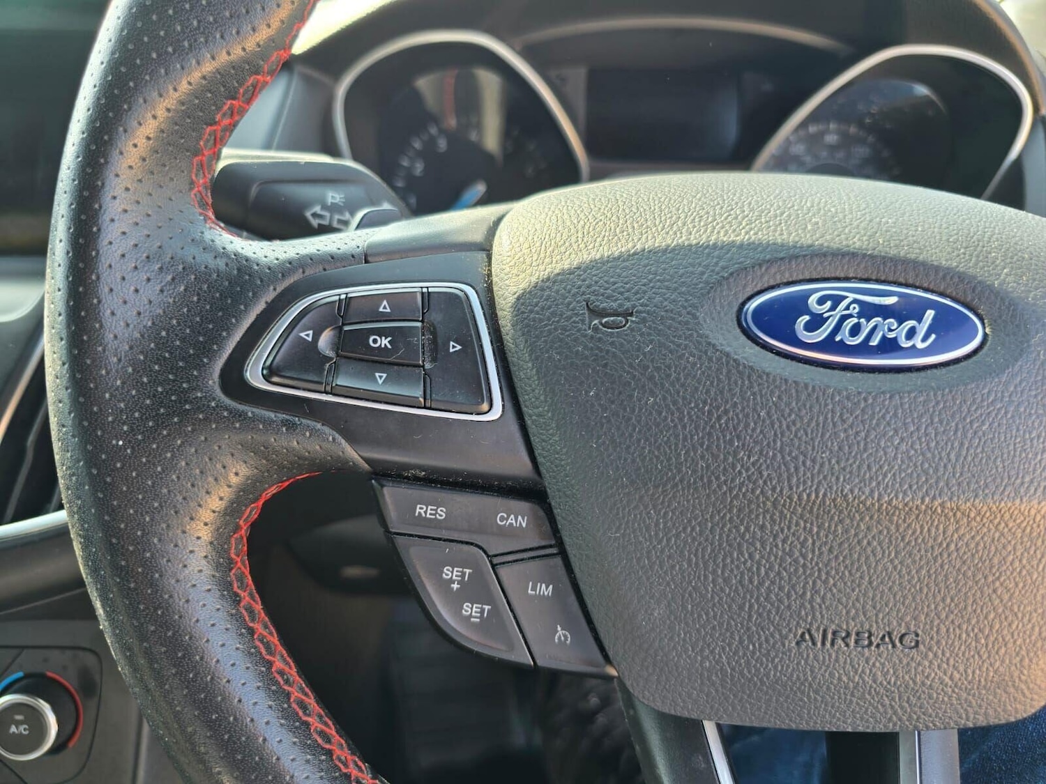 Used Ford Focus 2018 for sale - 76220550: Photo 30