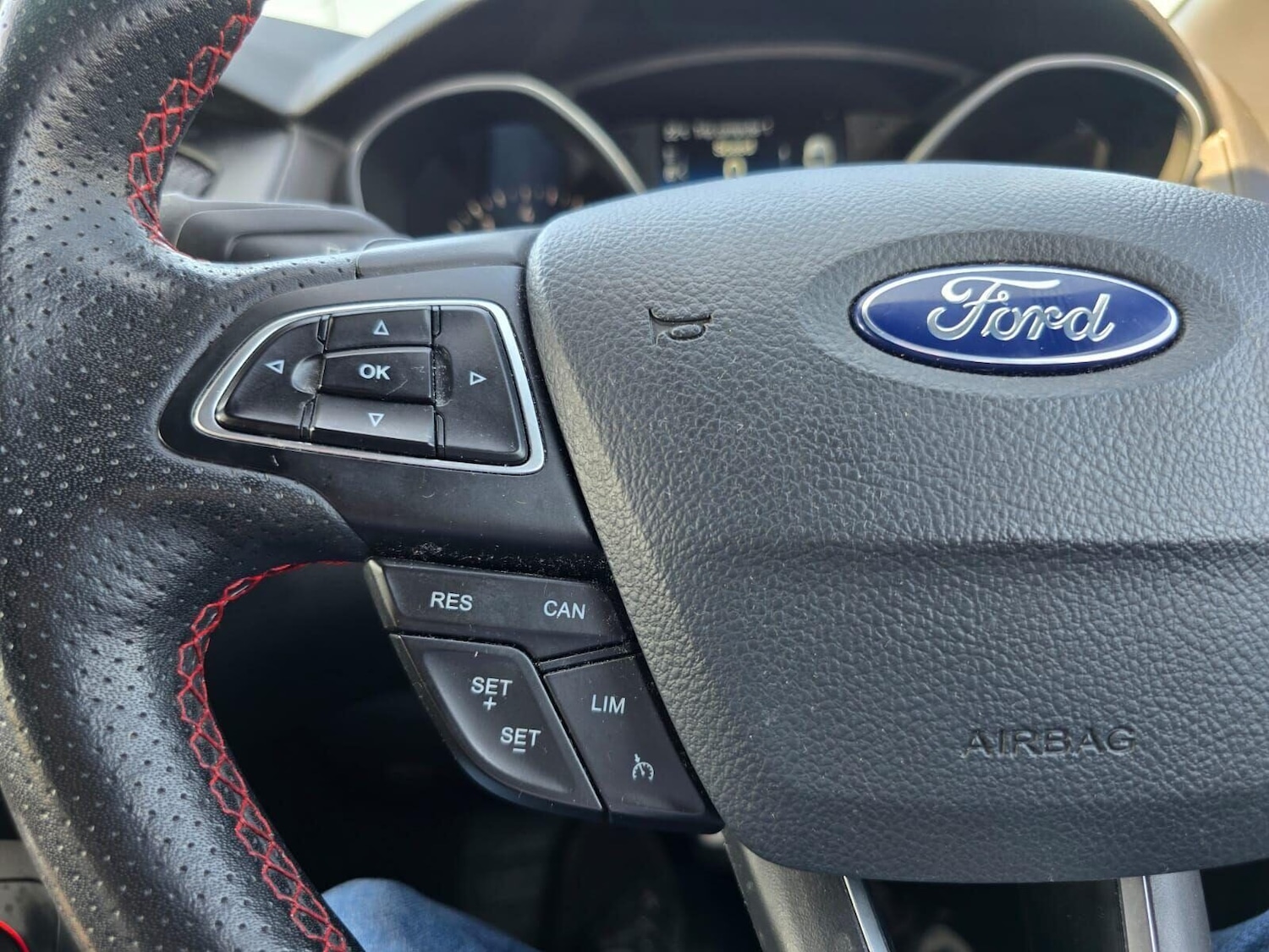 Used Ford Focus 2018 for sale - 76220550: Photo 32