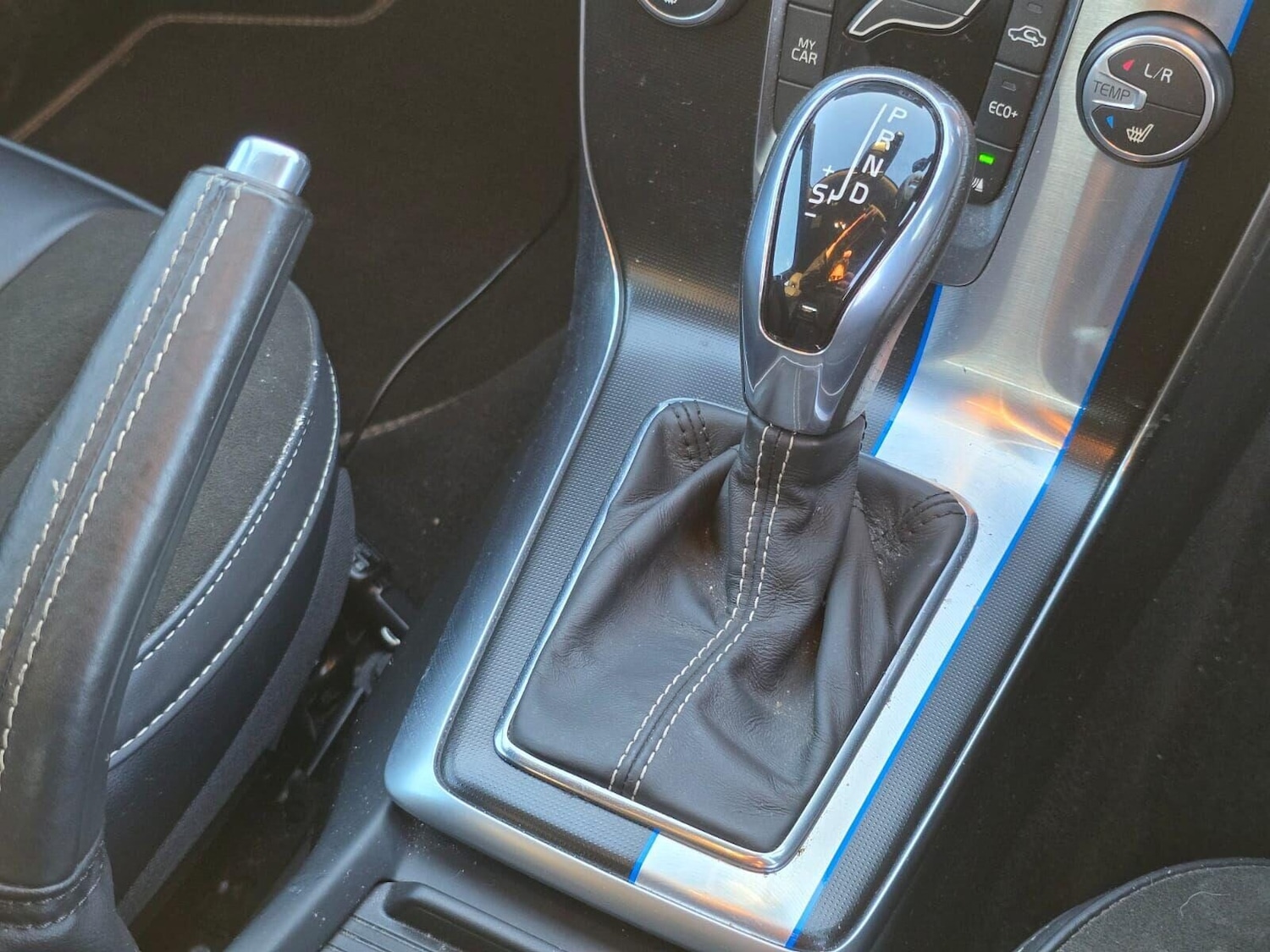 Used Volvo V40 2016 for sale - 76697452: Photo 21