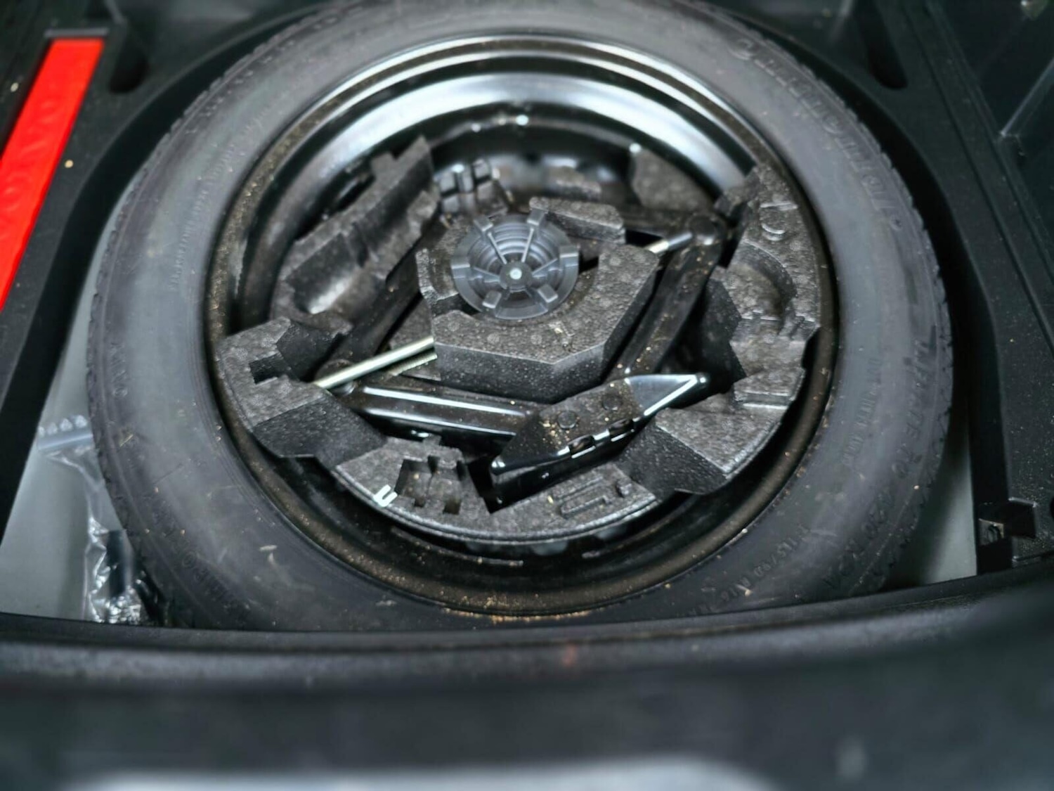 Used Volvo V40 2016 for sale - 76697452: Photo 57