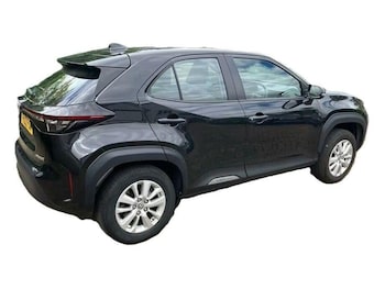Used Toyota Yaris Cross 2022 for sale - 78558336: Photo