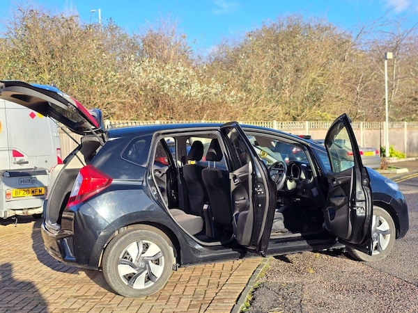 Used Honda Jazz 2014 for sale - 75426307: Photo 17