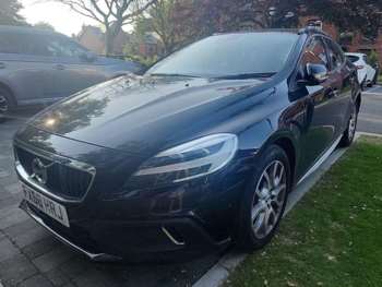 Used Volvo V40 2018 for sale - 75054261: Photo