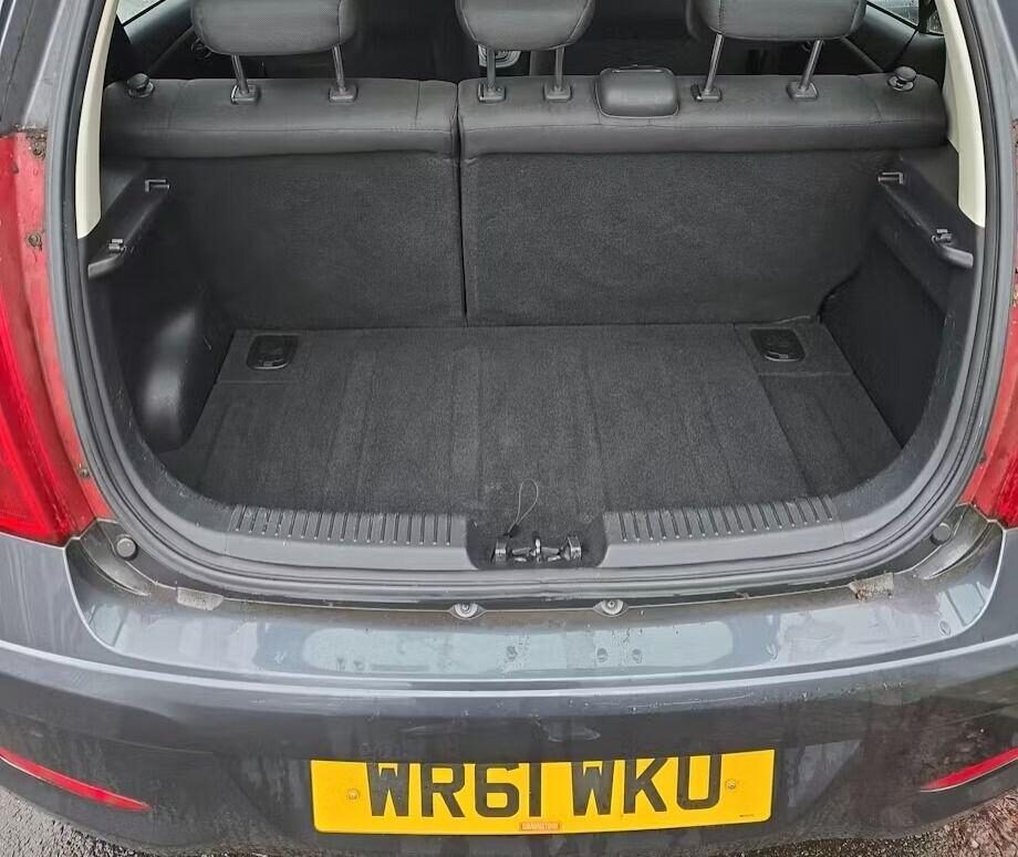 Used Hyundai i10 2012 for sale - 77616201: Photo 17