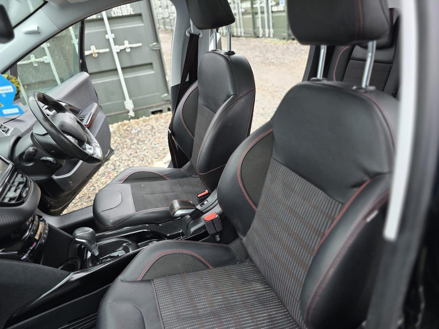 Used Peugeot 2008 2017 for sale - 77310540: Photo 39