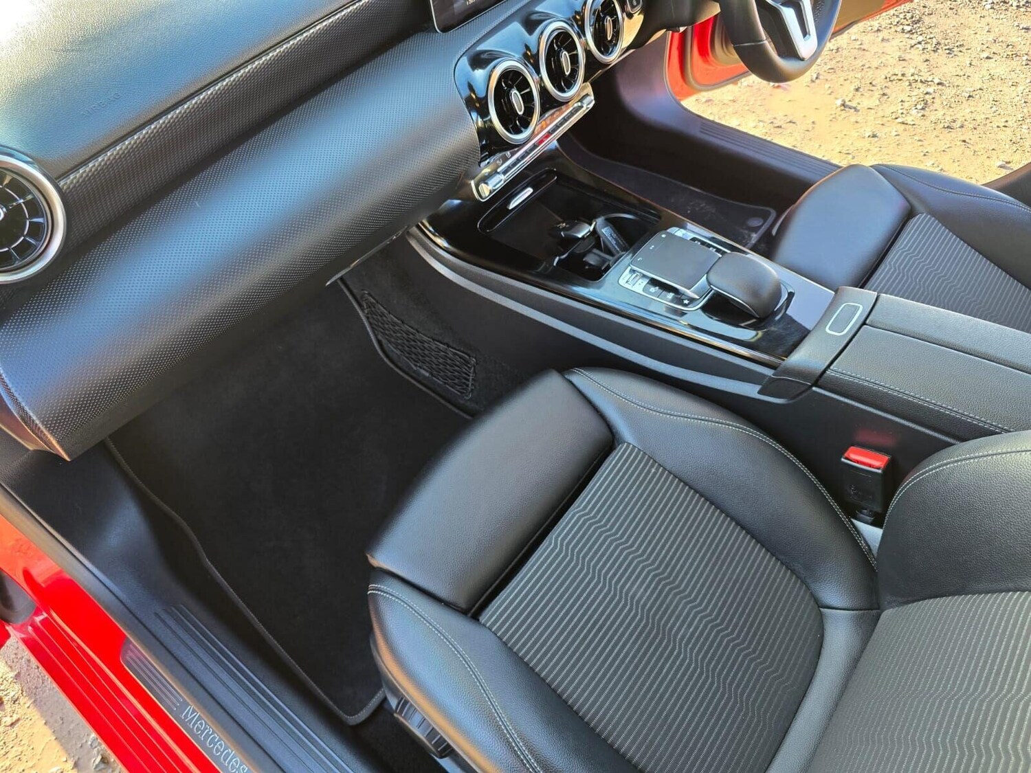 Used Mercedes-Benz A-Class 2018 for sale - 76723977: Photo 37