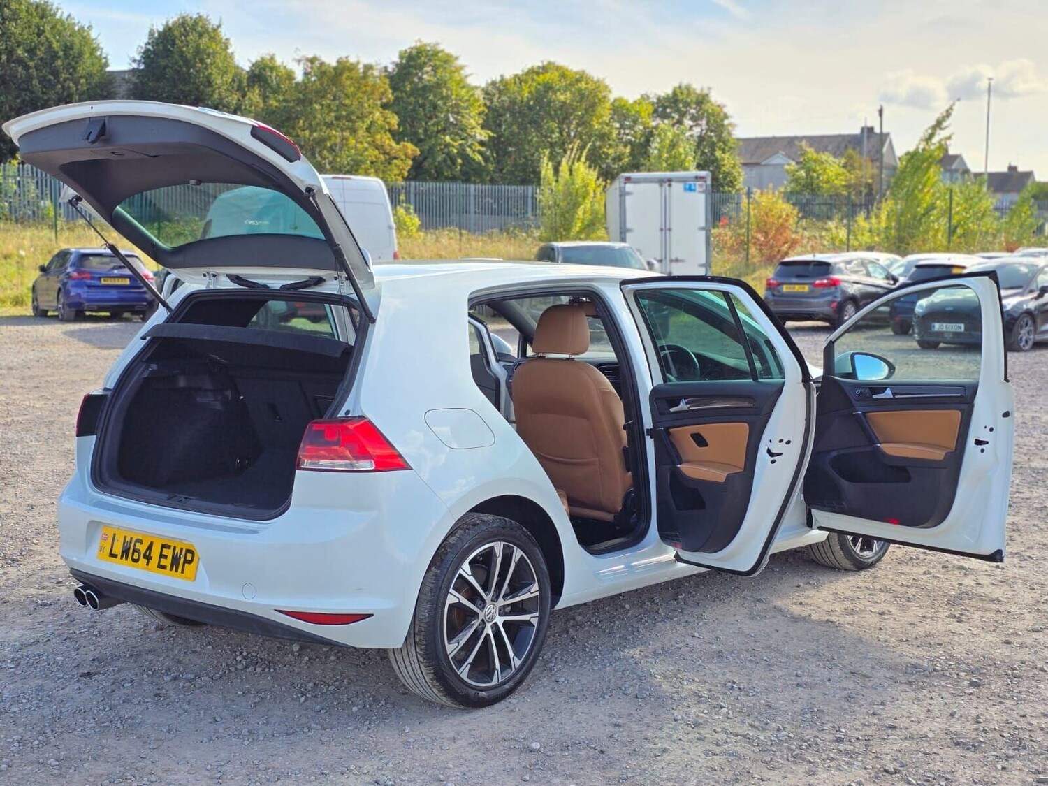 Used Volkswagen Golf 2014 for sale - 76076187: Photo 17
