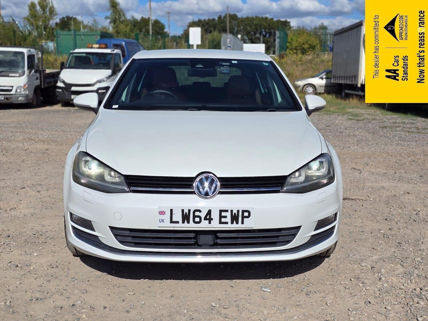 Used Volkswagen Golf 2014 for sale - 76076187: Photo 3