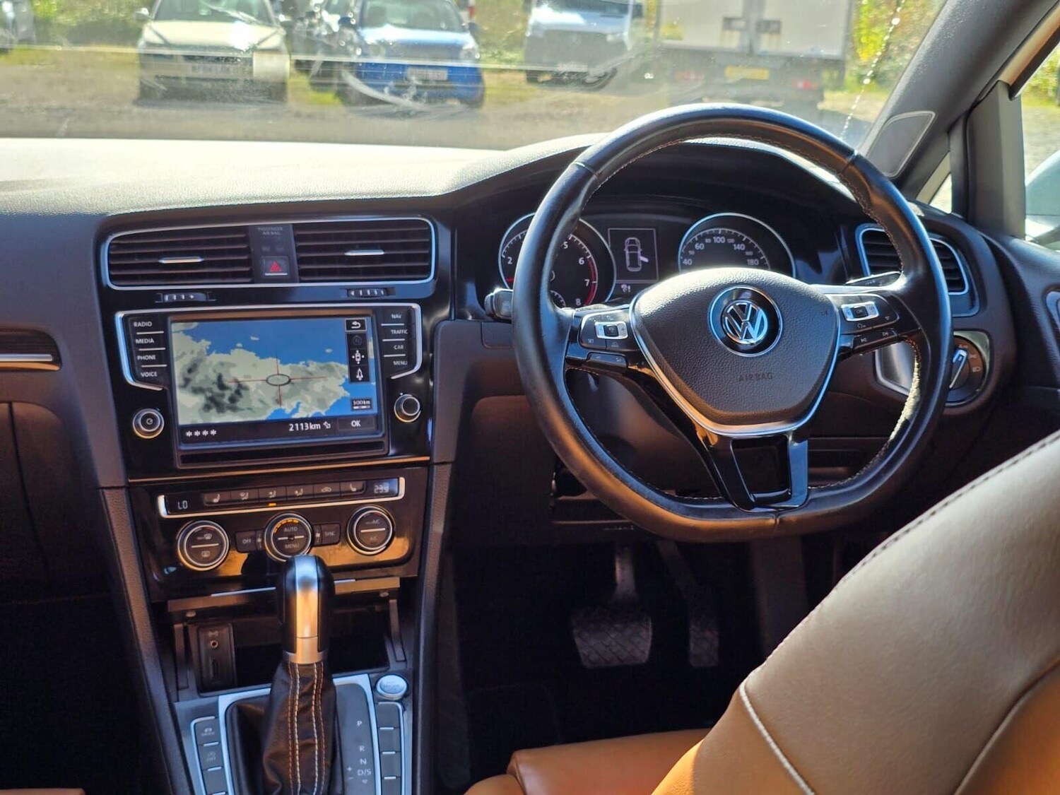 Used Volkswagen Golf 2014 for sale - 76076187: Photo 36