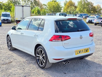 Used Volkswagen Golf 2014 for sale - 76076187: Photo 4