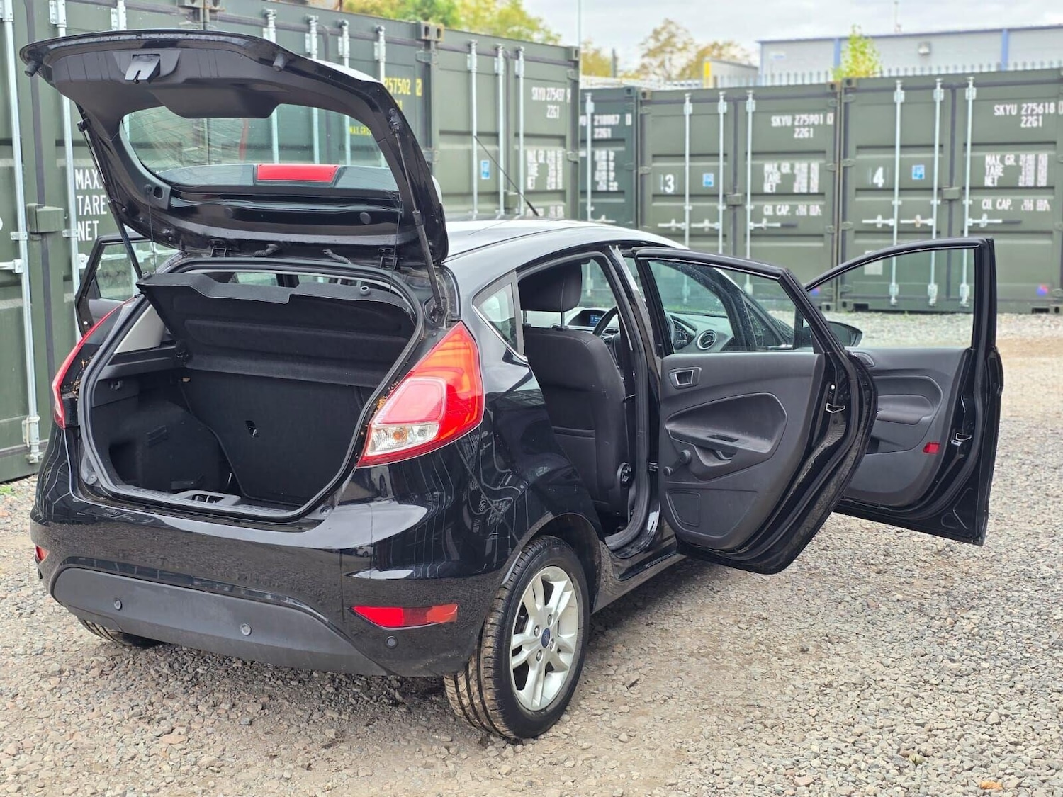 Used Ford Fiesta 2016 for sale - 76019480: Photo 12