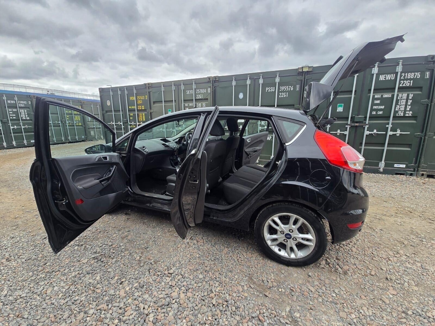 Used Ford Fiesta 2016 for sale - 76019480: Photo 4