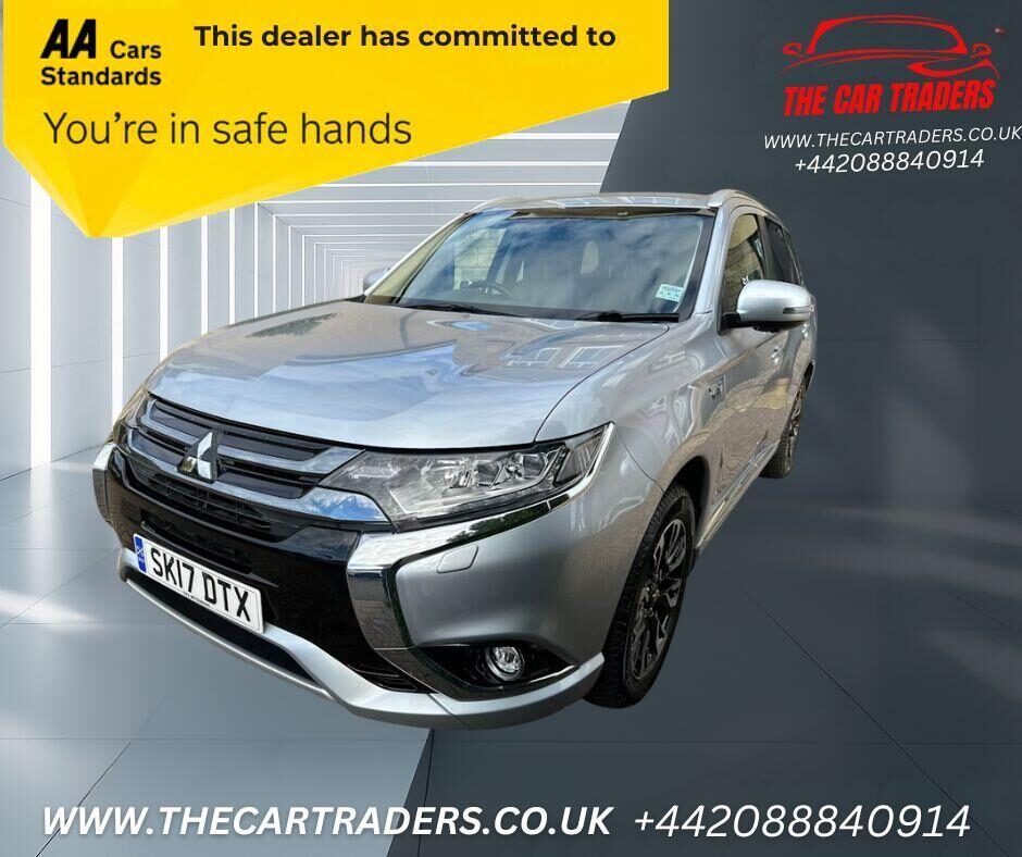 Used Mitsubishi Outlander 2017 for sale - 76098577: Photo 2