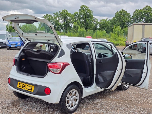 Used Hyundai i10 2016 for sale - 75054222: Photo 11