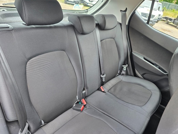 Used Hyundai i10 2016 for sale - 75054222: Photo 17