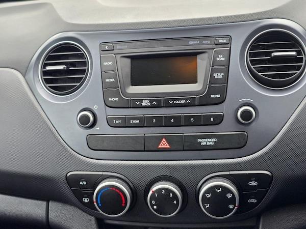 Used Hyundai i10 2016 for sale - 75054222: Photo 25