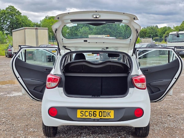 Used Hyundai i10 2016 for sale - 75054222: Photo 28