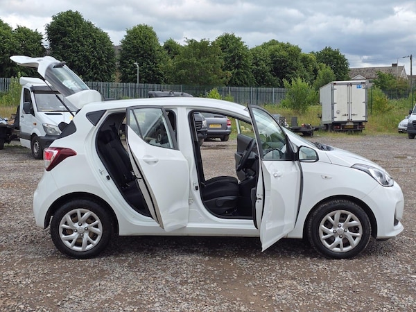 Used Hyundai i10 2016 for sale - 75054222: Photo 9
