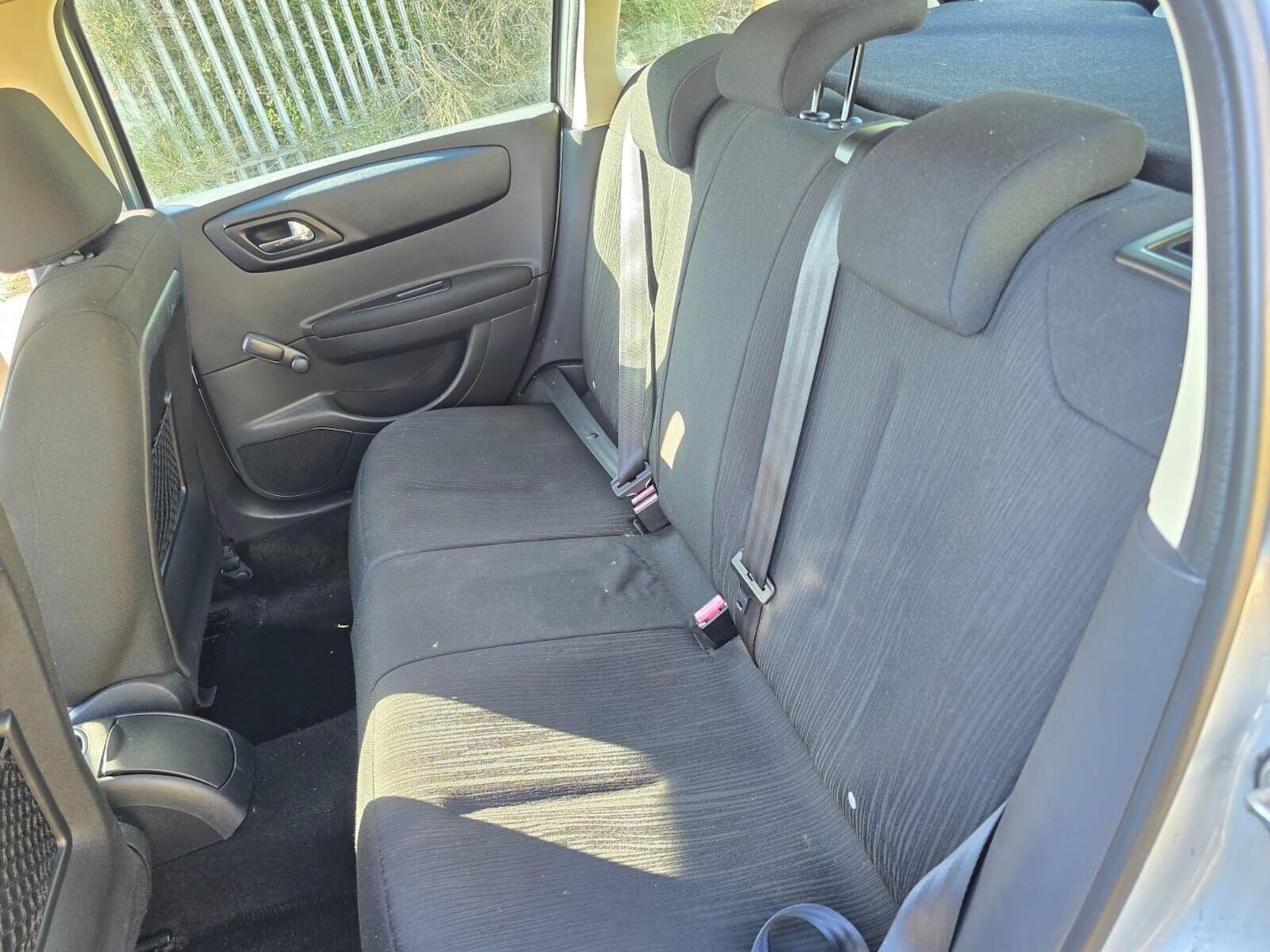 Vehicle 28
